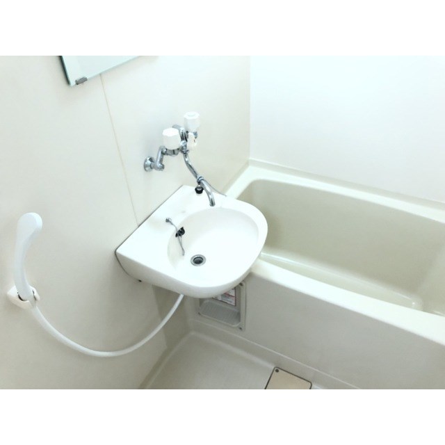 バス・シャワールーム　別号室の写真です※現況優先