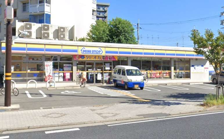 コンビニ　ミニストップ（コンビニ）まで256m