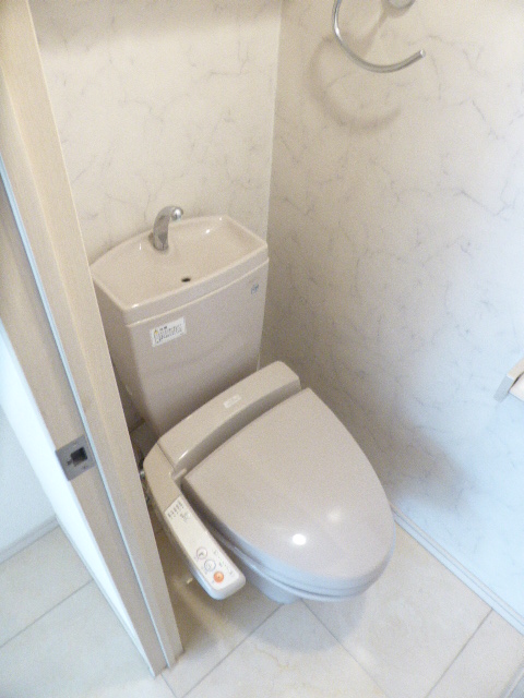 トイレ　トイレ