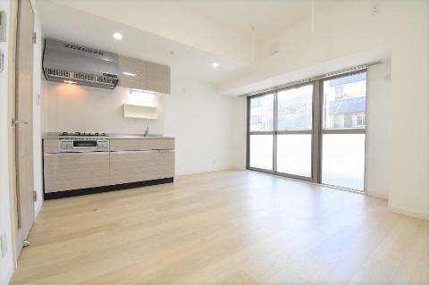 居室・リビング　室内