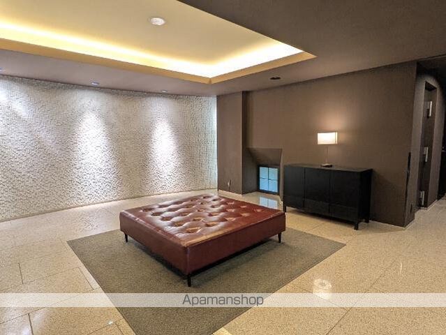 ロビー　ロビー