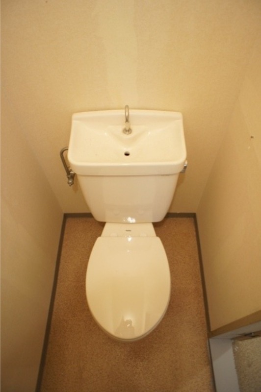 トイレ　図面と現状に相違がある場合には現状を優先