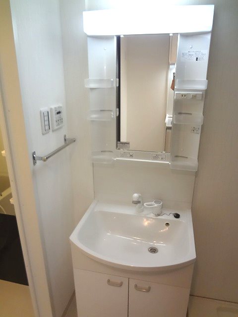 洗面設備　同物件別部屋