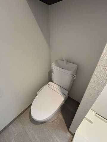 トイレ　落ち着いたトイレです