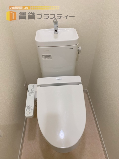 トイレ　シャワートイレ完備