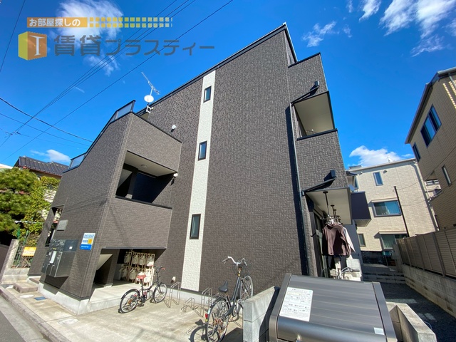 建物外観　日当たり良好。静かな環境も◎