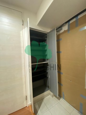 玄関　下駄箱もしっかりついてます！