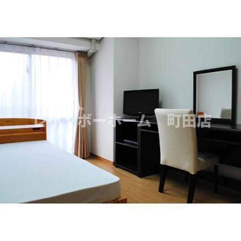 居室・リビング　同物件異室参考写真