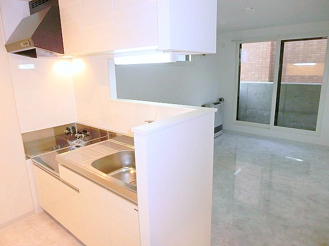 キッチン　人気の対面キッチンです♪