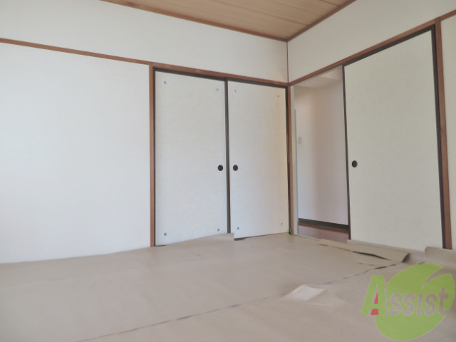 収納　収納はこちらの収納が３部屋に付いてますよー。