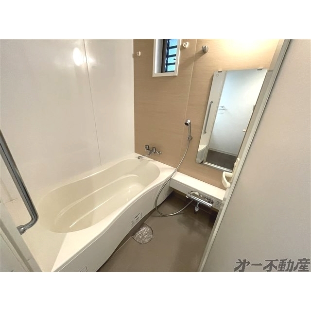 バス・シャワールーム　浴室