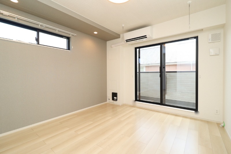 居室・リビング　図面と現状に相違がある場合には現状を優先