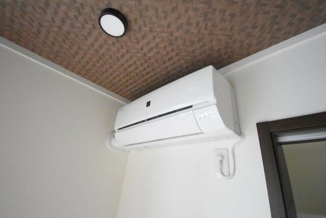 エントランス　■エアコン