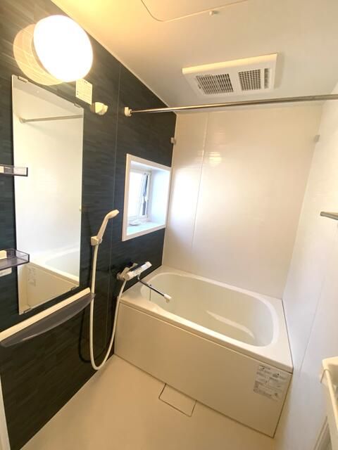 バス・シャワールーム　■浴室暖房乾燥機能■追焚機能バス