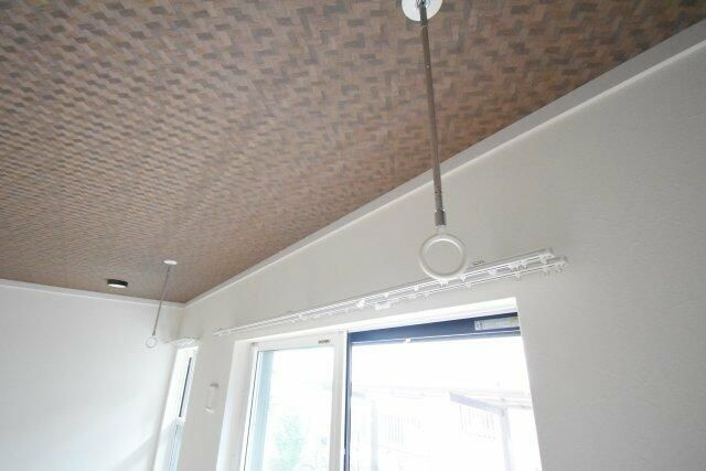 その他設備　■室内物干機