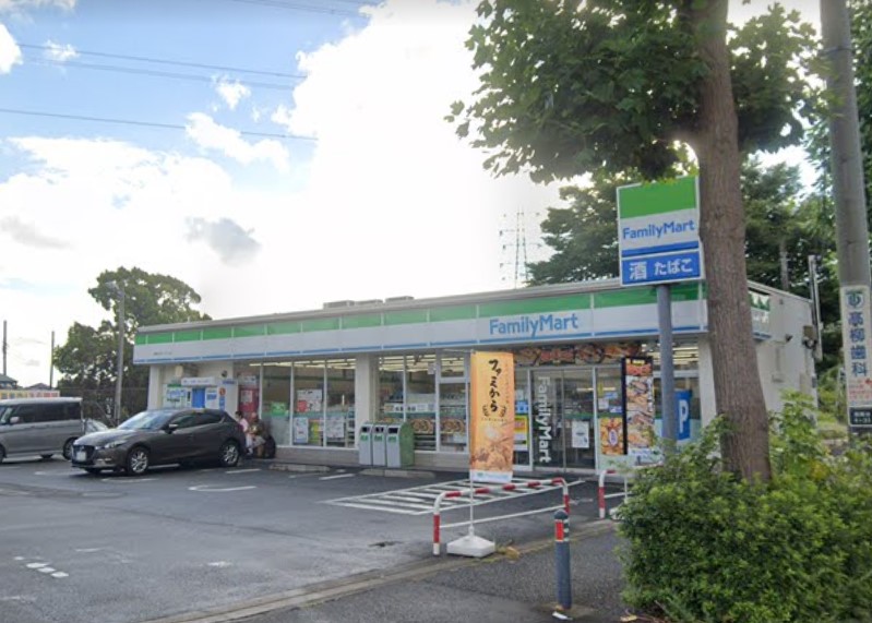 コンビニ　ファミリーマート（コンビニ）まで297m