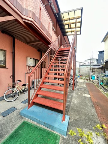 井上アパートの外観写真