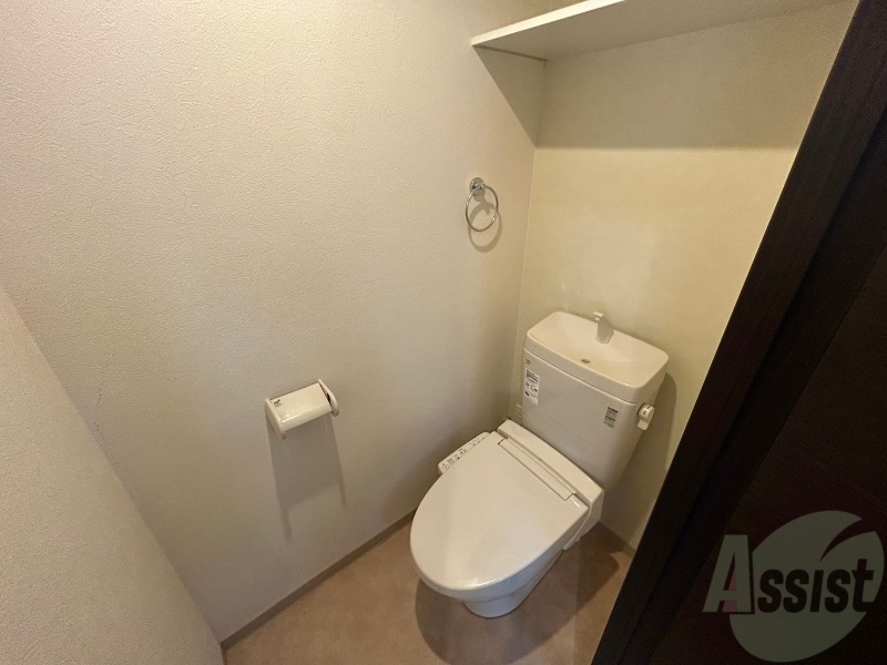 トイレ　トイレです。ウォシュレット付を探している方、おすすめです。