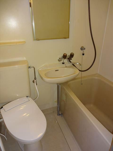 バス・シャワールーム