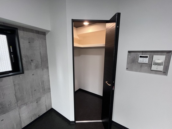 収納　※別号室の写真です