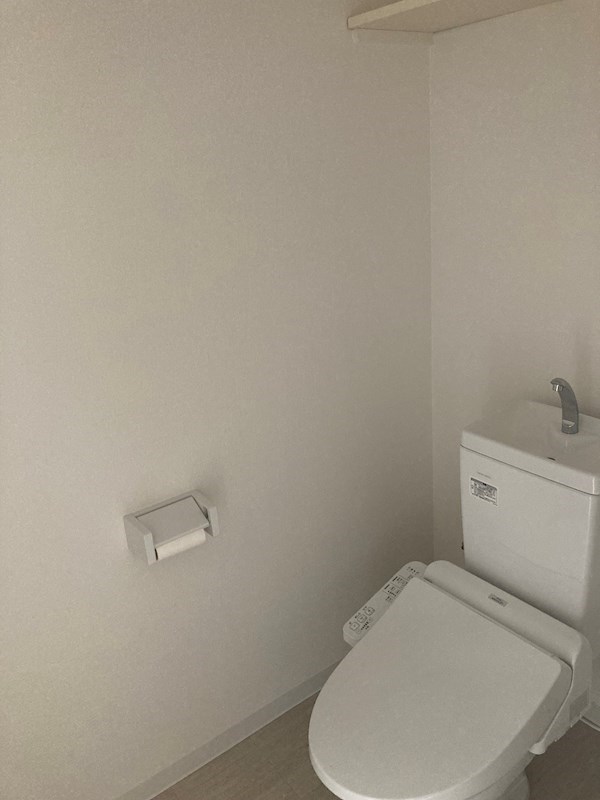 トイレ　※同物件別号室