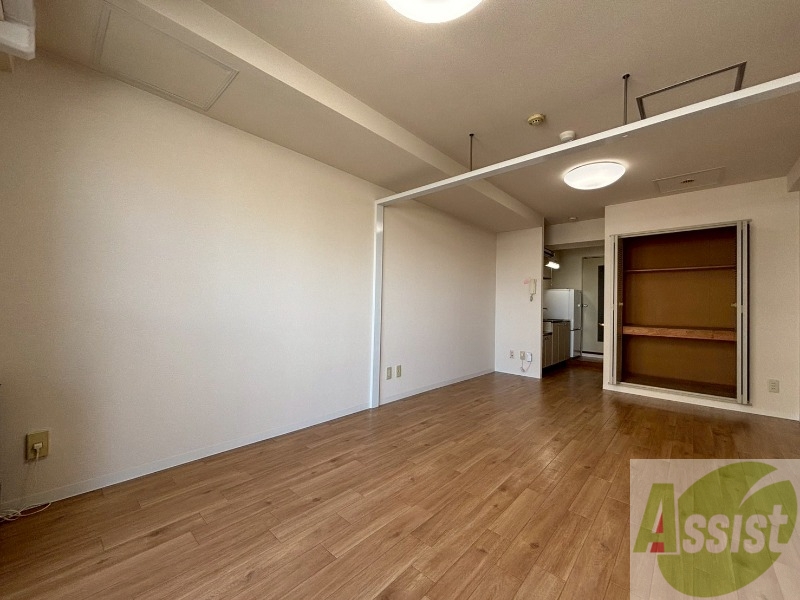 居室・リビング　広くてキレイなお部屋が広がっていて、充実した生活が送れそう。