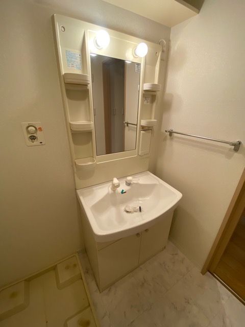 洗面設備　洗髪洗面化粧台付き♪