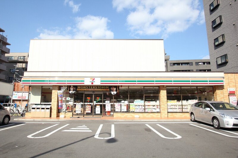 コンビニ　セブンイレブン名古屋太閤通4丁目店（コンビニ）まで199m