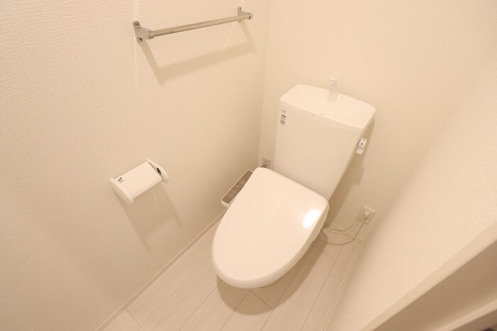 トイレ　落ち着いたトイレです