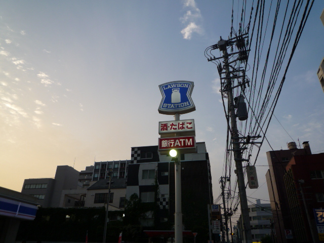 コンビニ　ローソン仙台大町二丁目店（コンビニ）まで166m