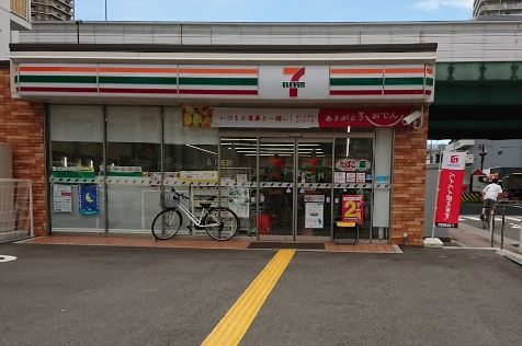 コンビニ　セブンイレブン 神戸小河通５丁目店（コンビニ）まで204m
