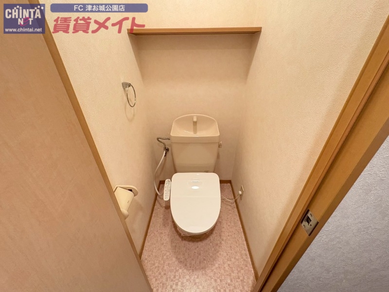 トイレ　別部屋参考写真です