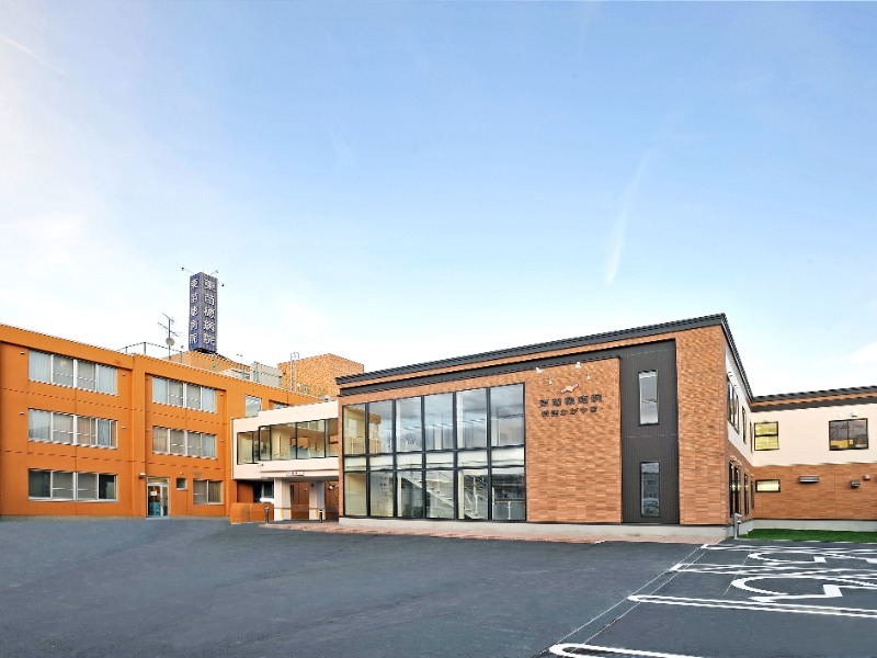 病院　医療法人社団豊生会東苗穂病院（病院）まで81m