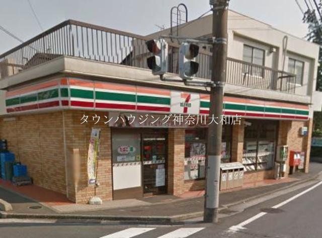 コンビニ　セブンイレブン（コンビニ）まで830m