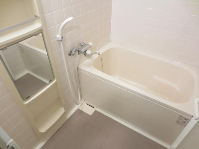 バス・シャワールーム　お風呂