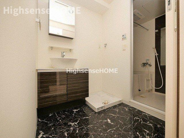 洗面設備　広い洗面スペース