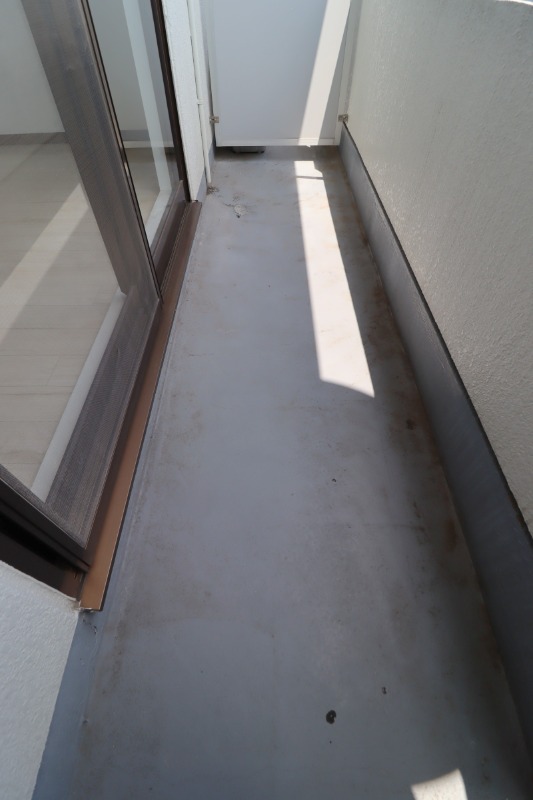 バルコニー　図面と現状に相違がある場合には現状を優先