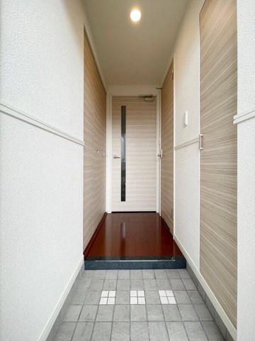 玄関　※別号室参考写真