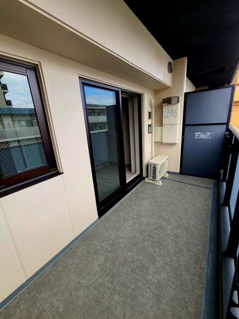 バルコニー　落ち着いた時間を過ごせるバルコニーです