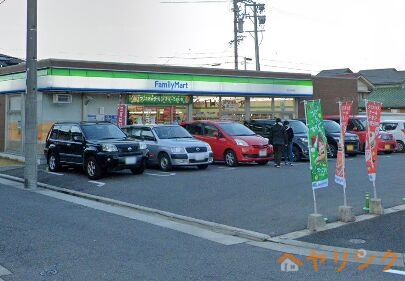コンビニ　ファミリーマート守山大牧町店（コンビニ）まで719m