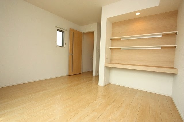 居室・リビング　シンプルな配色が良いですね。