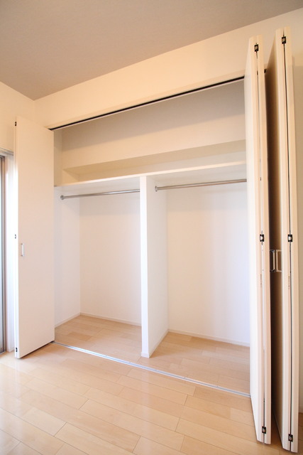 収納　洋室のクローゼット