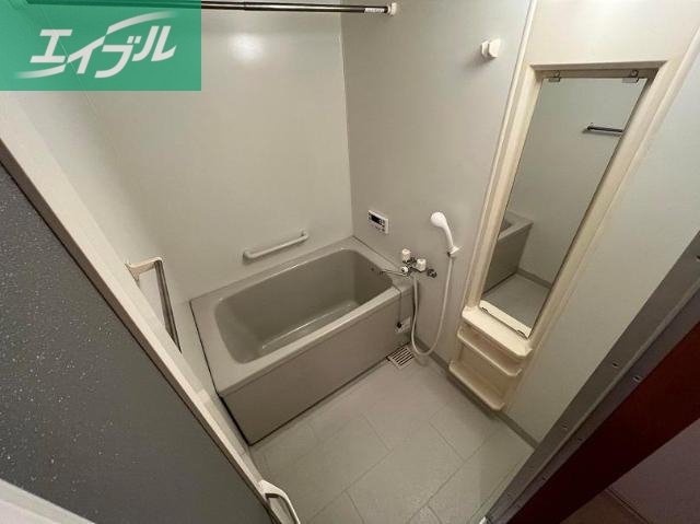 バス・シャワールーム　ユニットバス（イメージ）