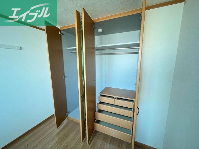 収納　北洋室クローゼット（イメージ）