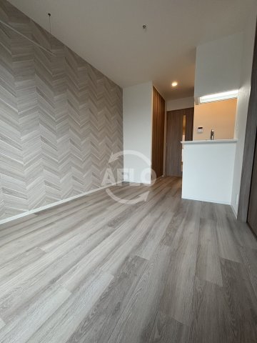 居室・リビング　コンフォリア・リヴ本町WEST Q　居間・リビング