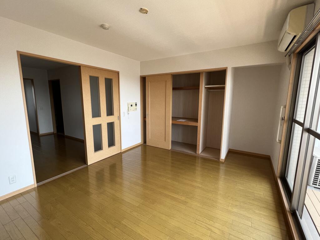 居室・リビング　同仕様写真