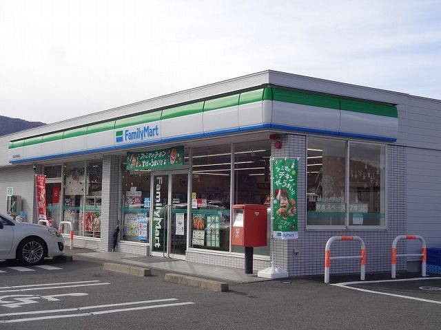 コンビニ　ファミリーマート諏訪中洲福島店（コンビニ）まで950m