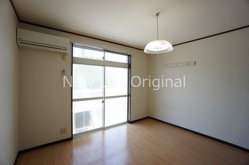 居室・リビング　※同建物他部屋になります。現状優先です。