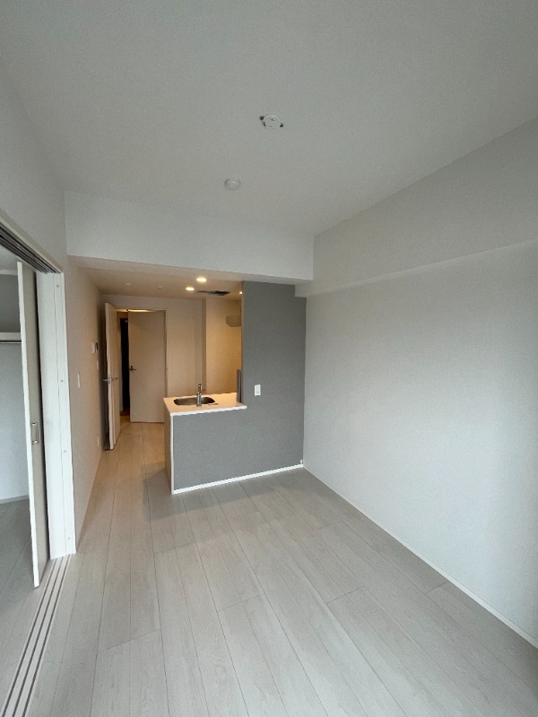 居室・リビング　☆明るい洋室☆