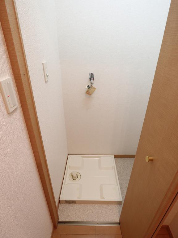 その他設備　室内洗濯機置場　同タイプ　別部屋写真